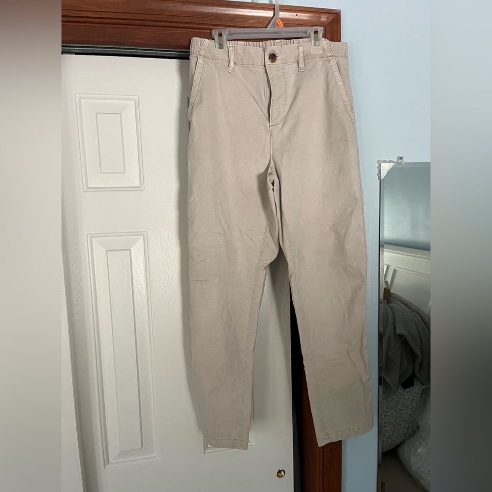 Old Navy Women's Khaki Elastic Waist Pants. Size M.